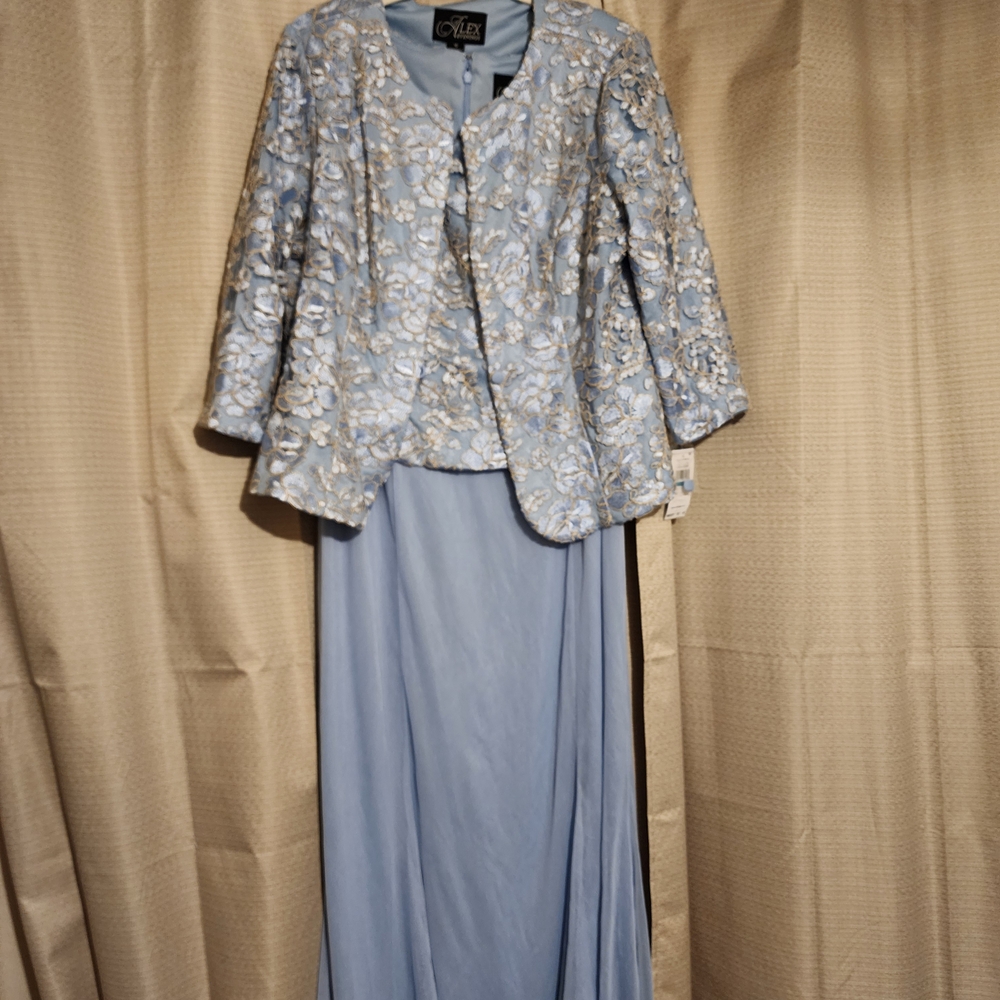 Elegant Blue Floral Women's Wedding Dress